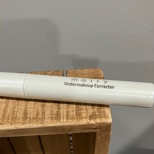 Mally Beauty Undermakeup Corrector